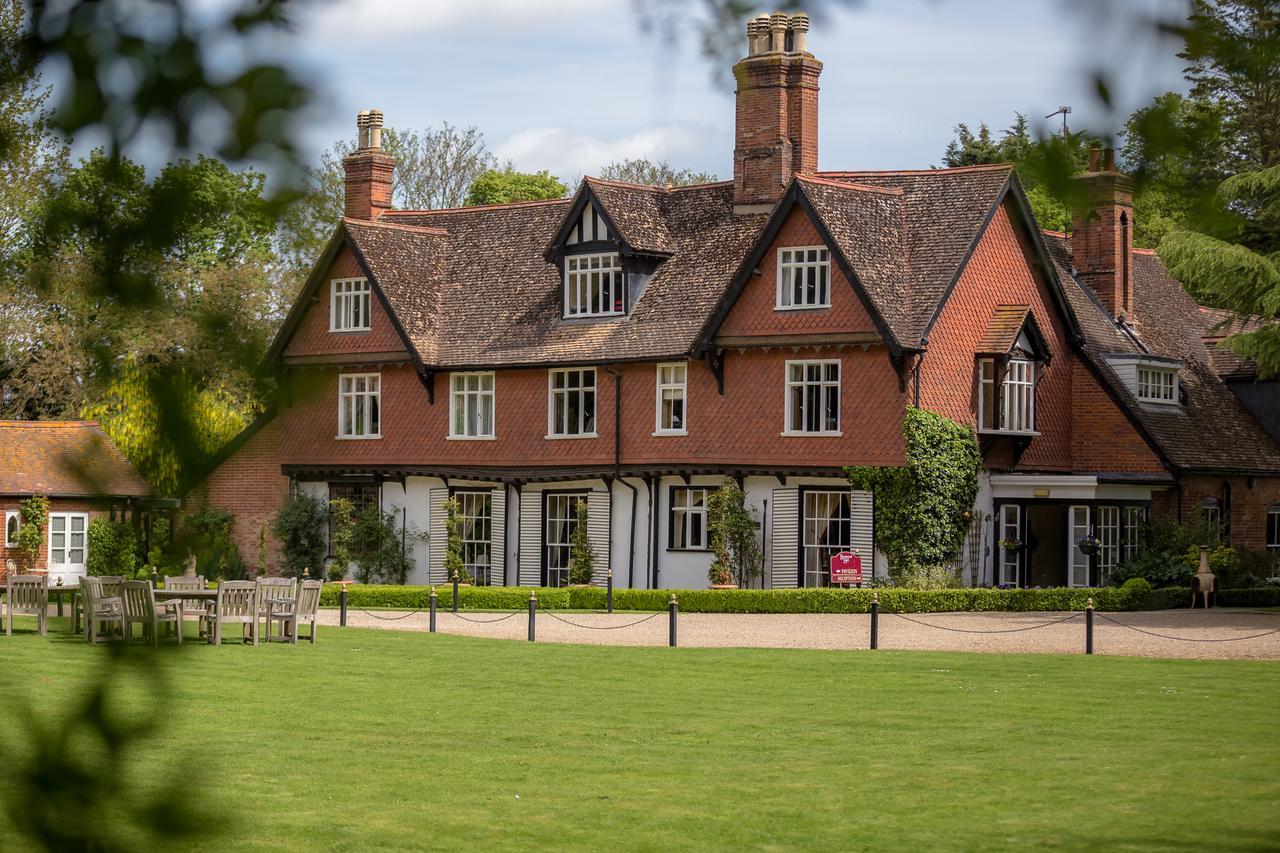Ravenwood Hall Hotel Bury St. Edmunds Exterior foto
